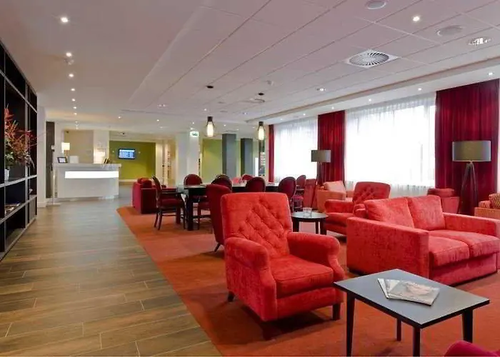 快捷假日酒店 3*