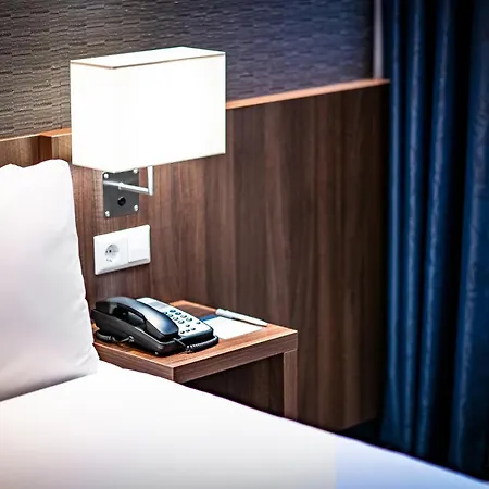 Express Amsterdam - Schiphol By Ihg Hotel Hoofddorp